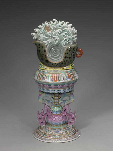 乾隆款粉彩五供养-香