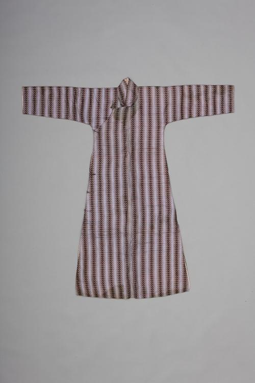 灰色水波纹印花布棉袍