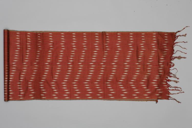 酱紫色栏杆纹回回锦